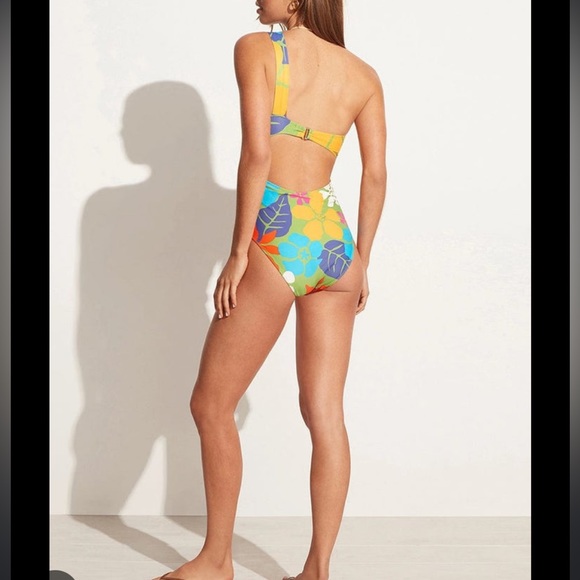 Faithfull the Brand Aurea One Piece Swimsuit - Picture 3 of 12